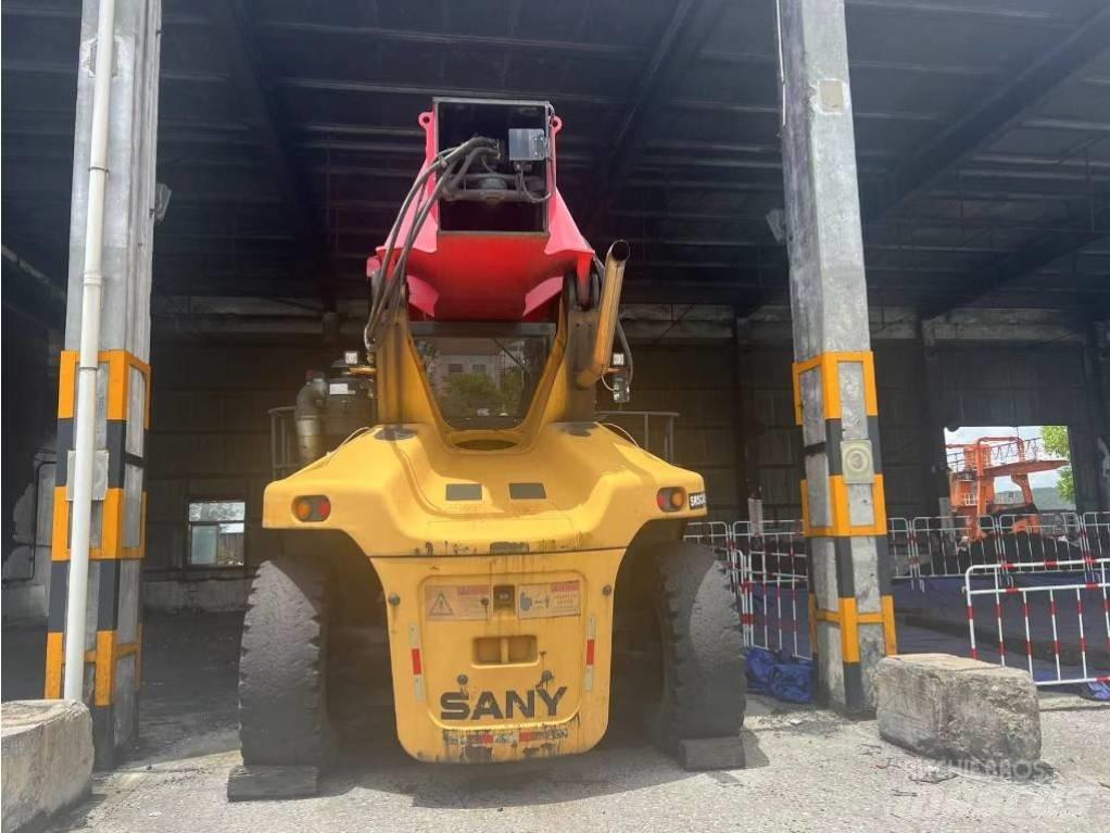 Sany SRSC 45 Reach stackers