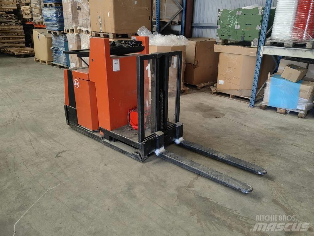 BT OS 1.0WL Medium lift order picker