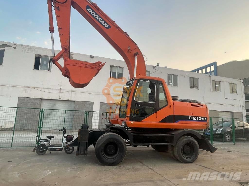 Doosan DH210W-7 Wheeled excavators