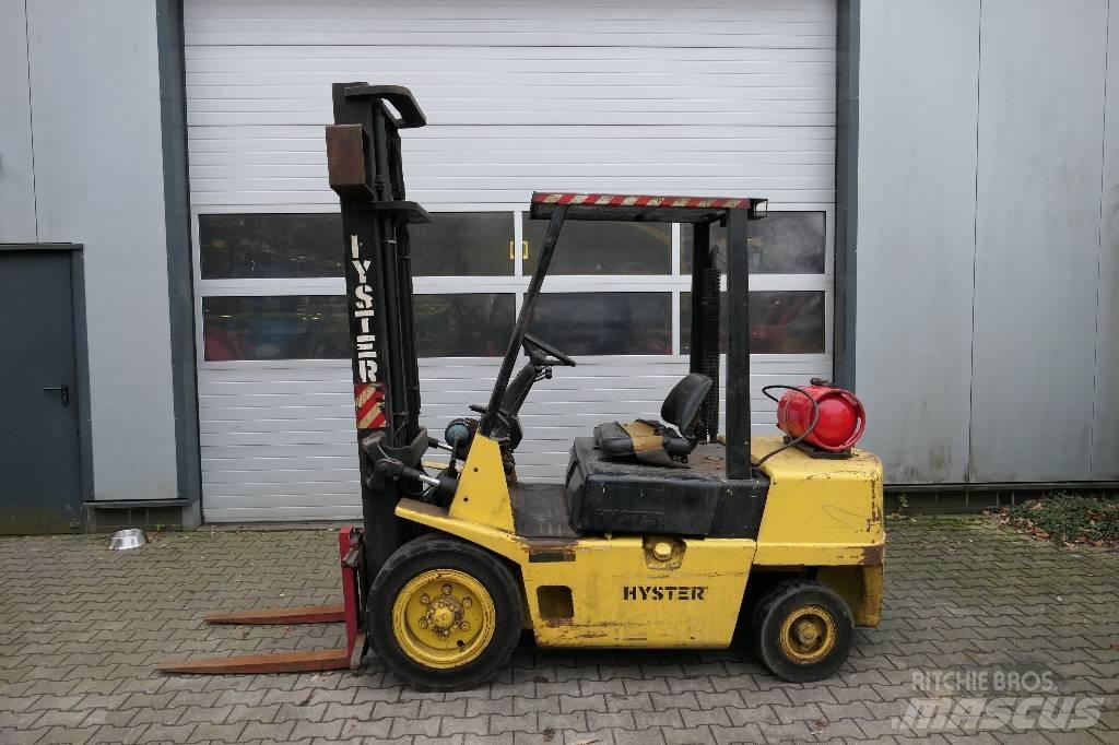 Hyster H 3.00 XM LPG trucks