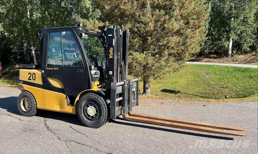 Yale GDP 50 VX6 Diesel trucks