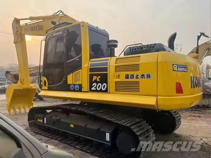 Komatsu PC 200 Crawler excavators