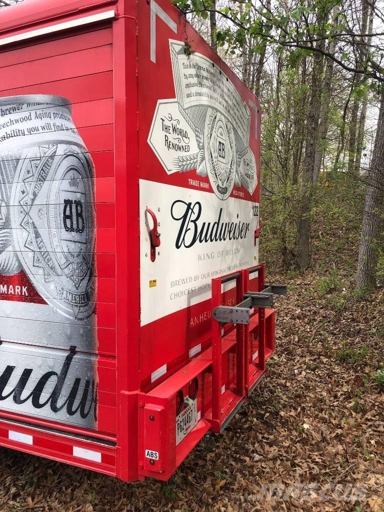 Mickey 22 Bay Beverage trailers
