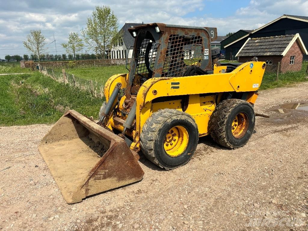 Gehl V 400 Skid steer loaders