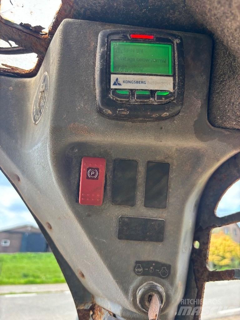 Gehl V 400 Skid steer loaders