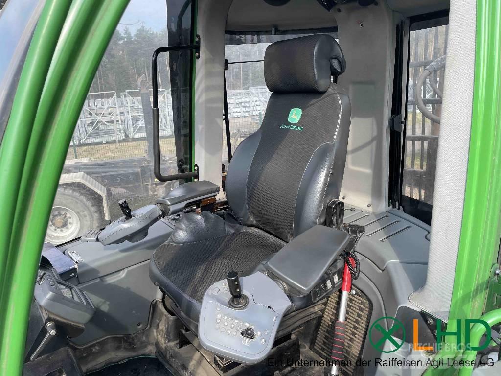 John Deere 1210 E Forwarders
