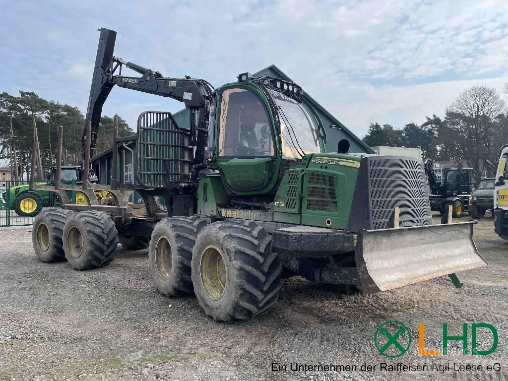 John Deere 1210 E Forwarders