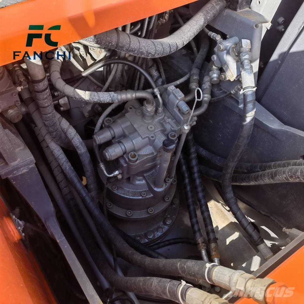 Hitachi ZX 200 Crawler excavators