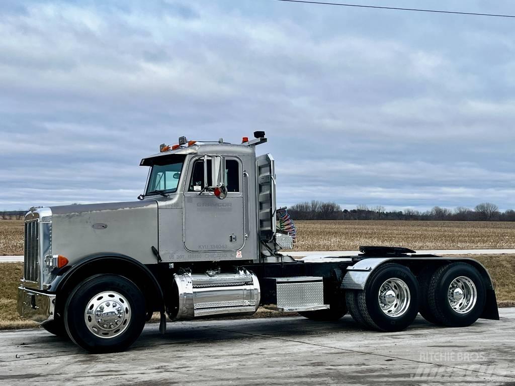 Peterbilt 378 Prime Movers