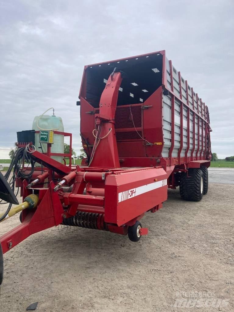 JF CT 4200 Self-loading trailers