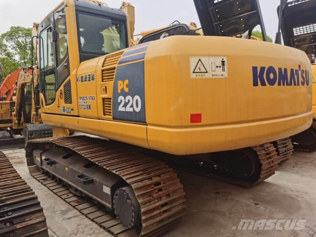 Komatsu PC 220-8 Crawler excavators