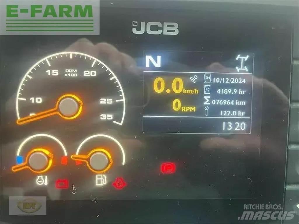 JCB fastrac 4220 Tractors
