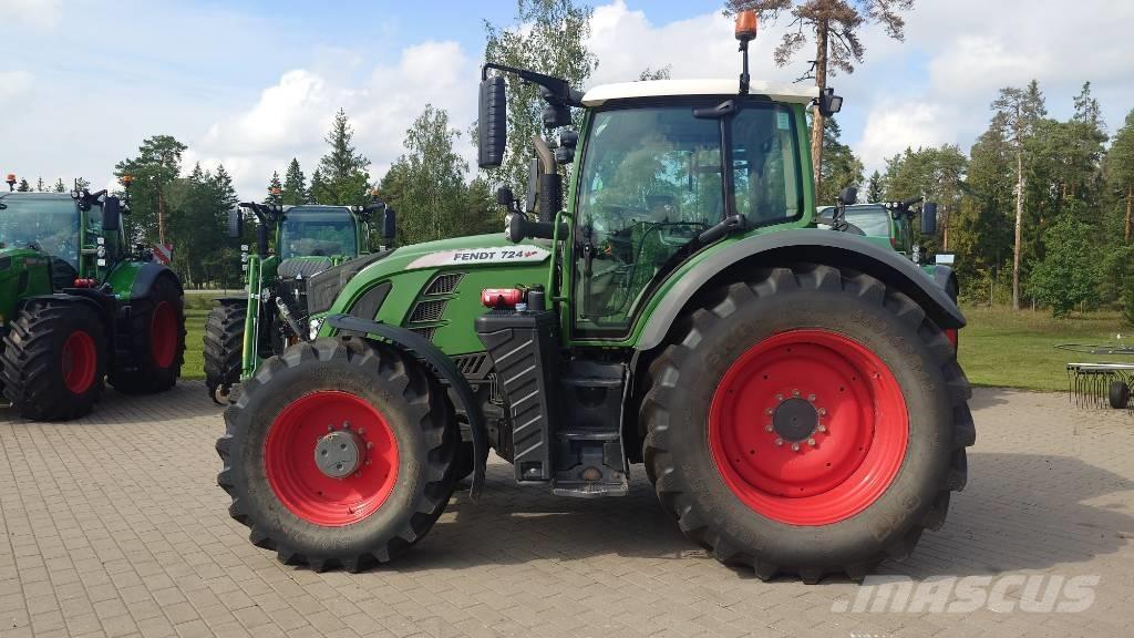 Fendt 724 Profi Plus Tractors