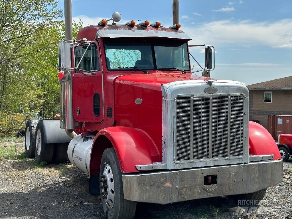 Peterbilt 378 Prime Movers