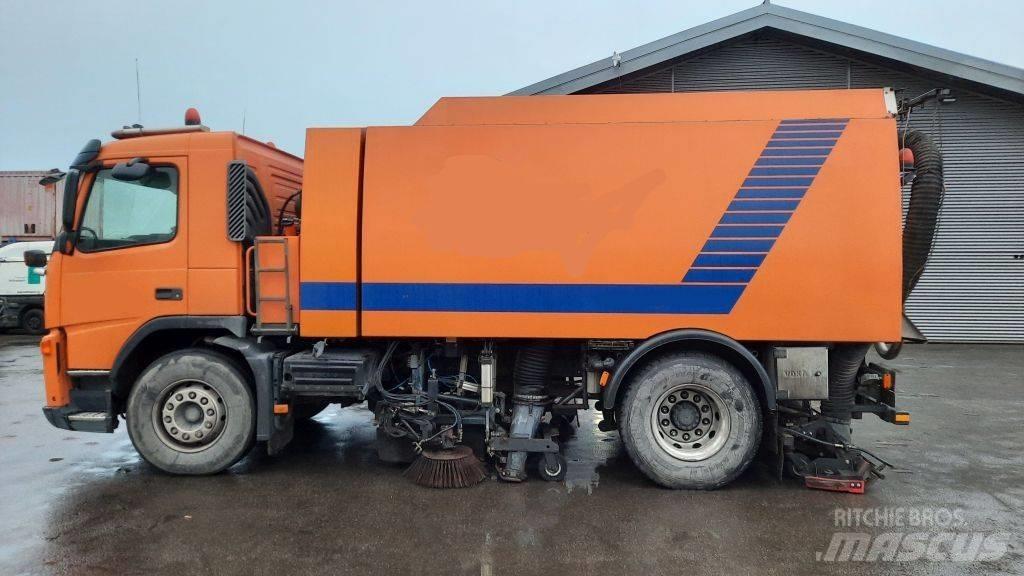 Volvo FM9 + Beam CX800 Sweeper trucks