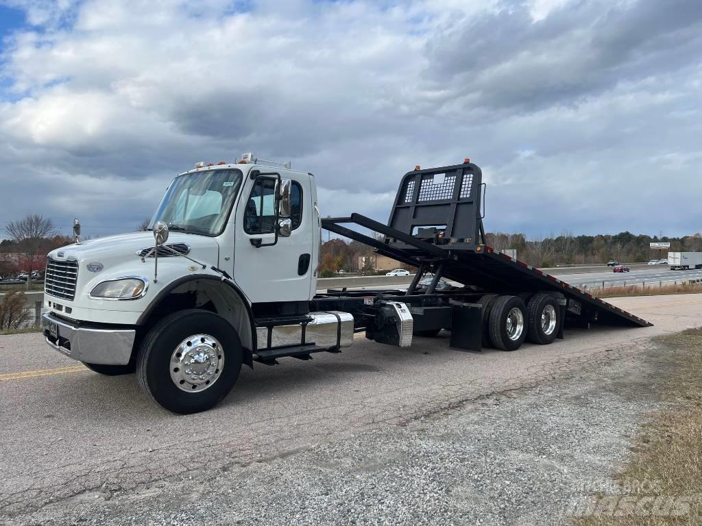 Freightliner M2 Recovery vehicles
