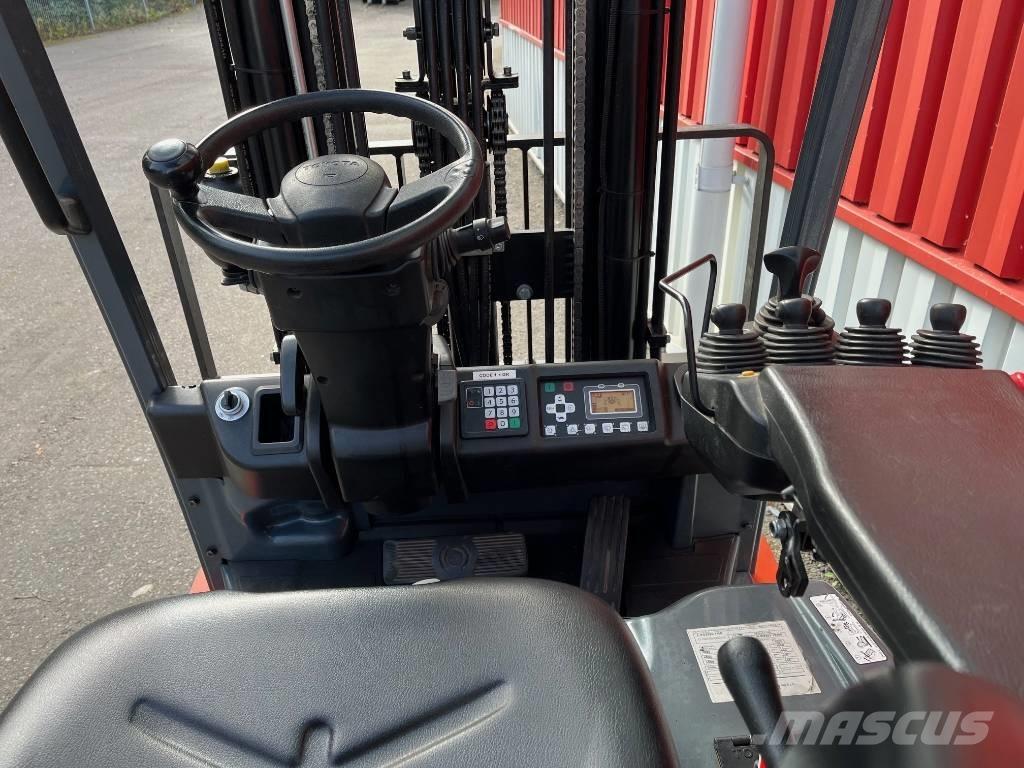 Toyota 8FBM20T Electric forklift trucks