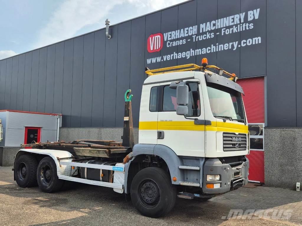 MAN TGA 26.310 310 Hook lift trucks