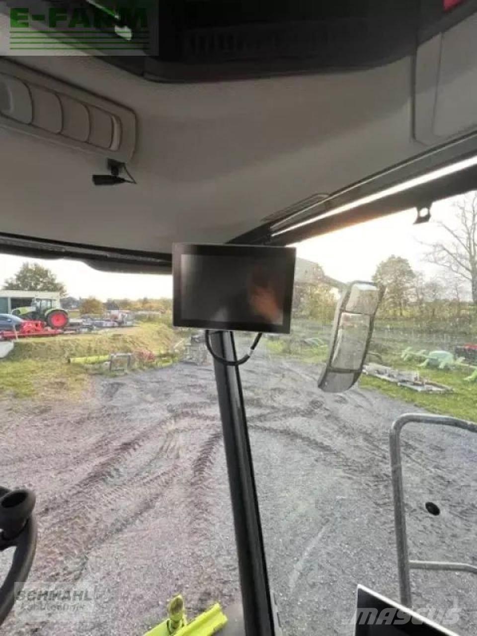 CLAAS trion 730tt Combine harvesters