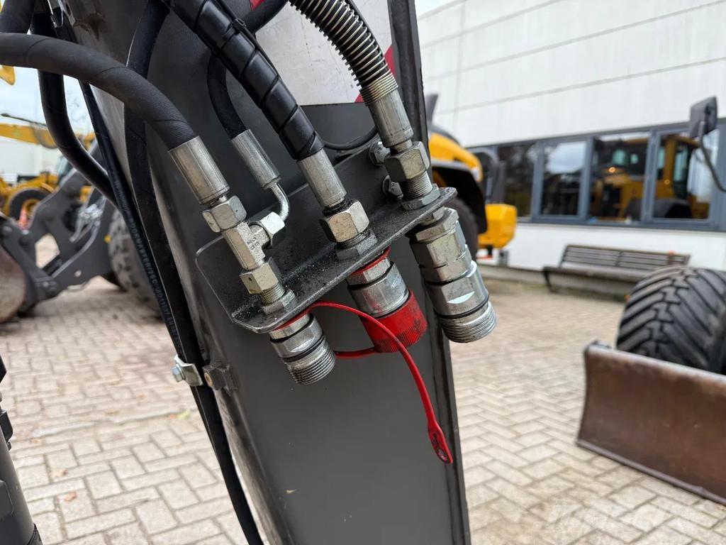 Volvo EW60 Wheeled excavators