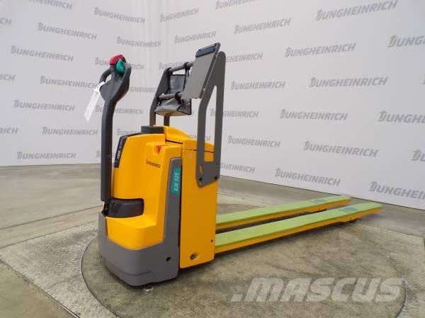 Jungheinrich EJE 225 Low lifter