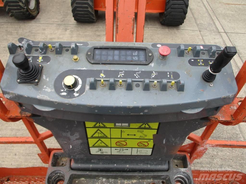 JLG 450 AJ (868) Compact self-propelled boom lifts