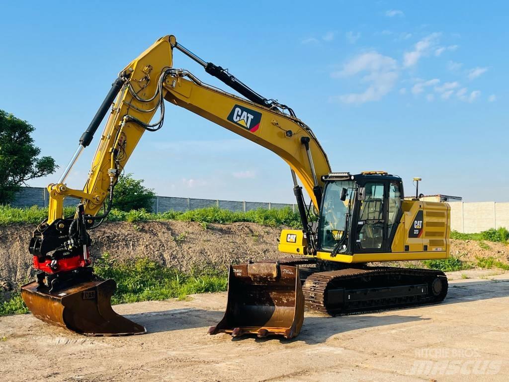 CAT 323 Crawler excavators