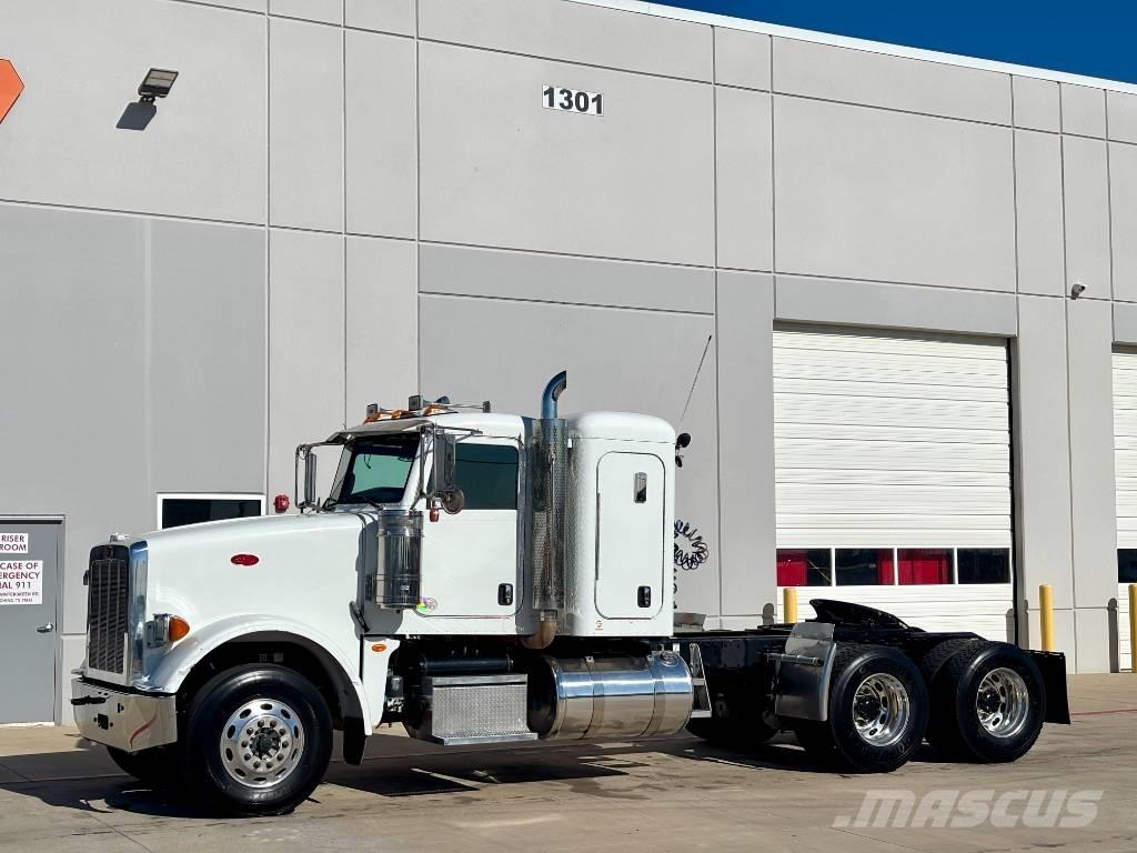 Peterbilt 367 Prime Movers
