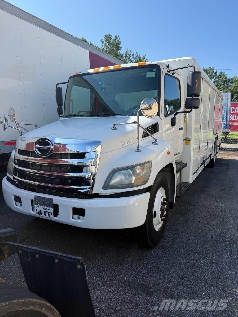 Hino 338 Beverage trucks