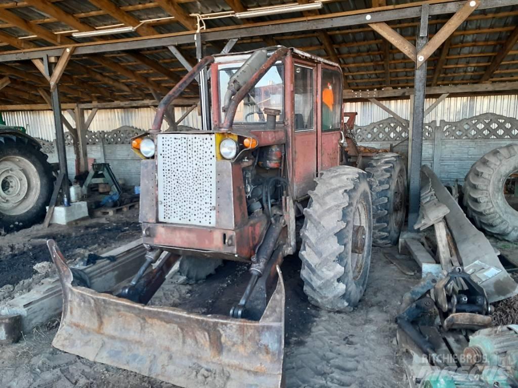LKT 80 Skidders