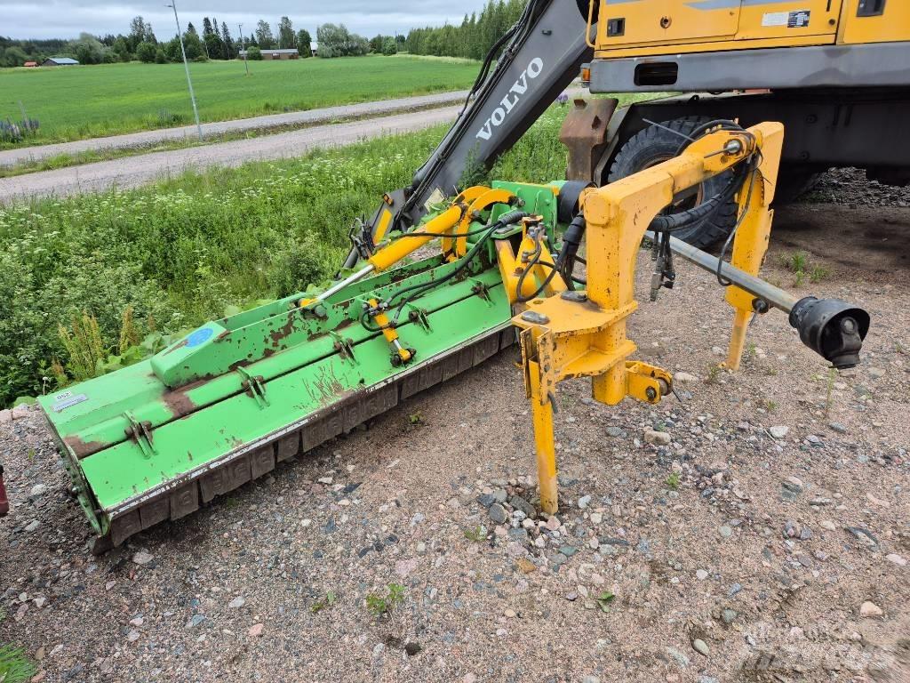 Kabe 250 Pasture mowers and toppers