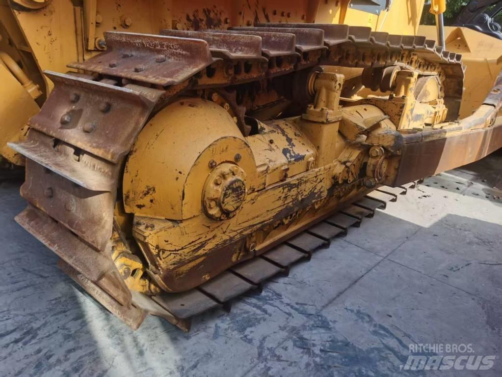Shantui SD 23 Crawler dozers