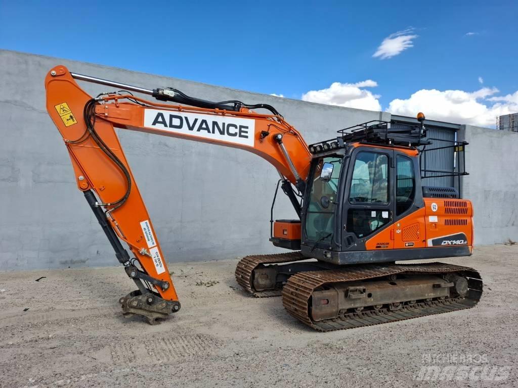 Doosan DX 140LC-5 Crawler excavators