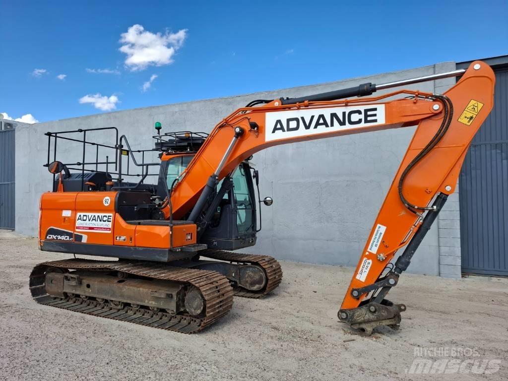 Doosan DX 140LC-5 Crawler excavators
