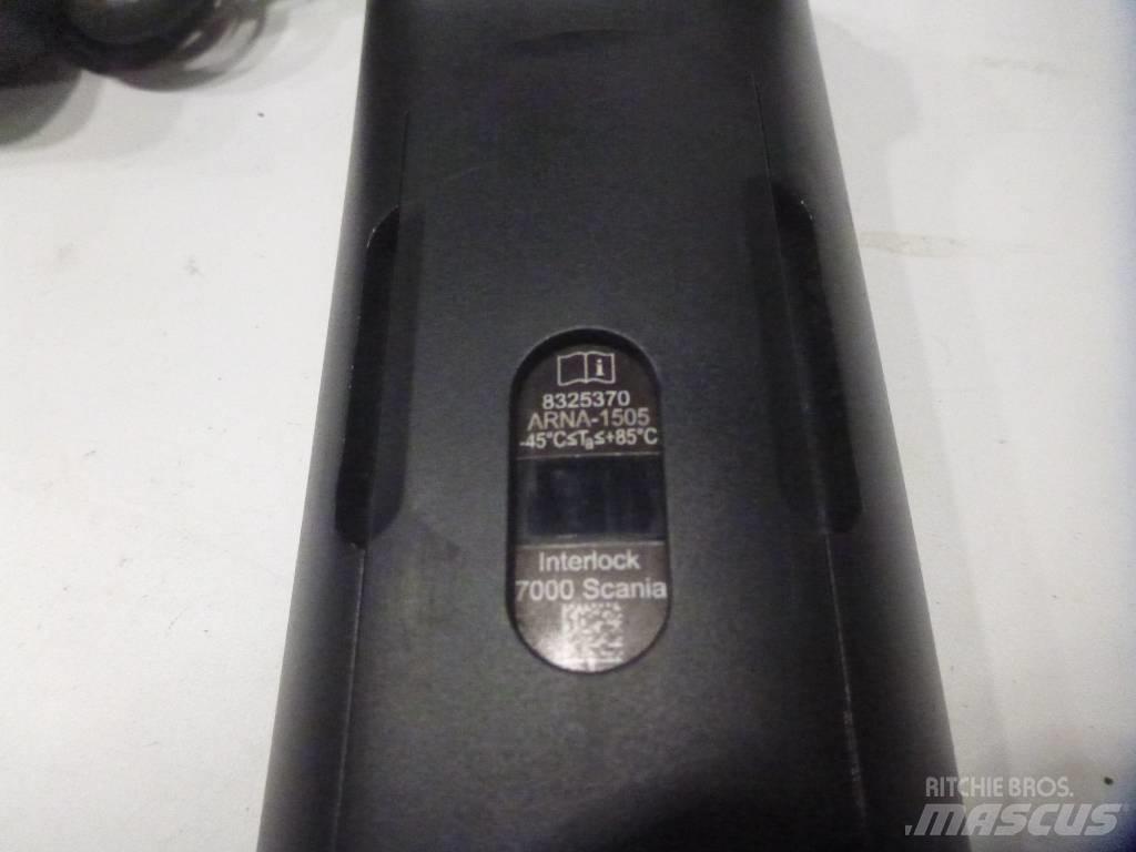 Scania R 410, 8322411 Electronics