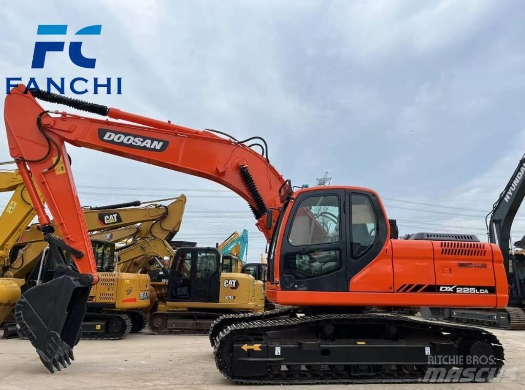 Doosan DX 225 LCA Crawler excavators
