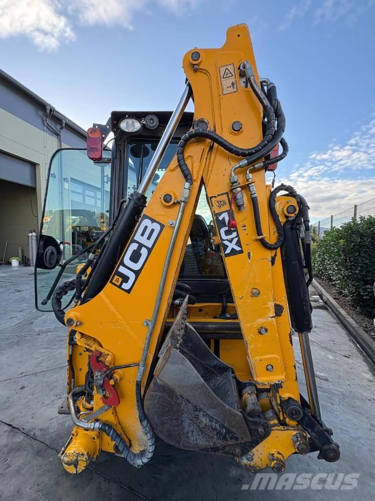 JCB 1 CX Backhoe