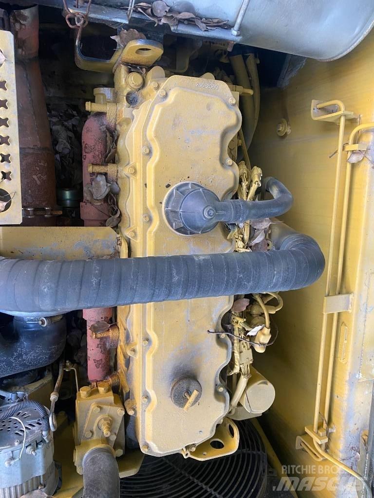 CAT 325 CL Crawler excavators