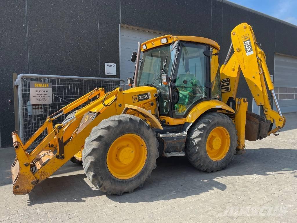 JCB 3CX Backhoe
