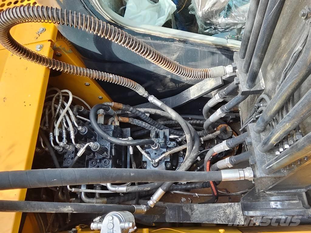 Hyundai Robex 150W Wheeled excavators