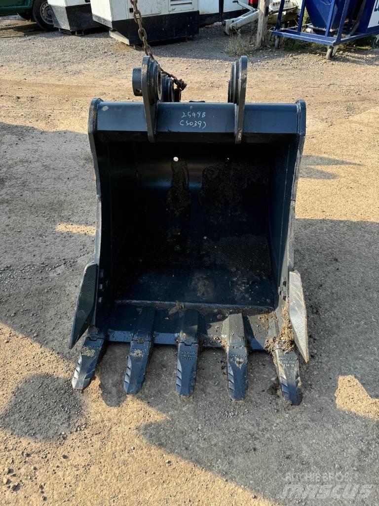 Doosan DX 140 LC Buckets