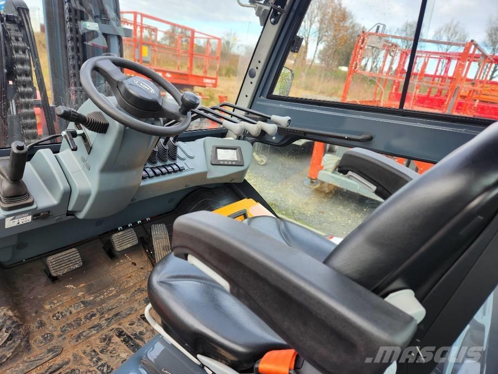 Heli CPCD 100 CU1G3 Diesel trucks