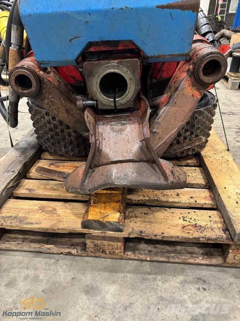 Valmet 960 Harvester heads