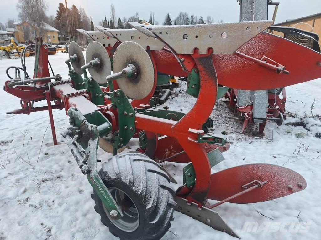 Kverneland 160-8 Reversible ploughs