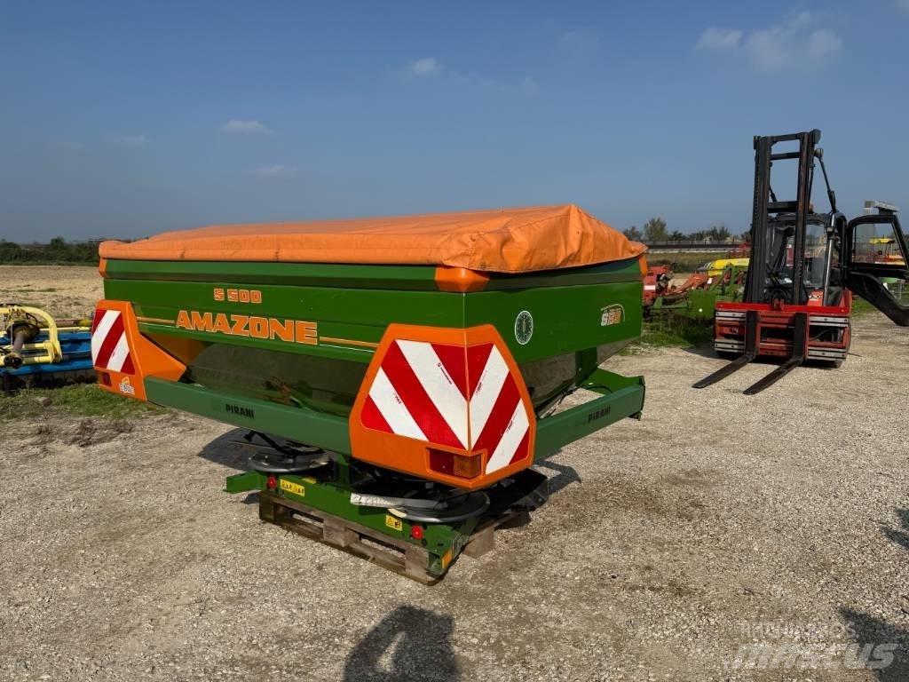 Amazone ZA-M 1500 Mineral spreaders