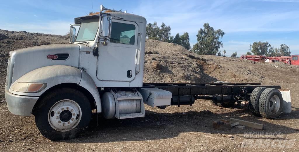 Peterbilt 335 Tipper trucks