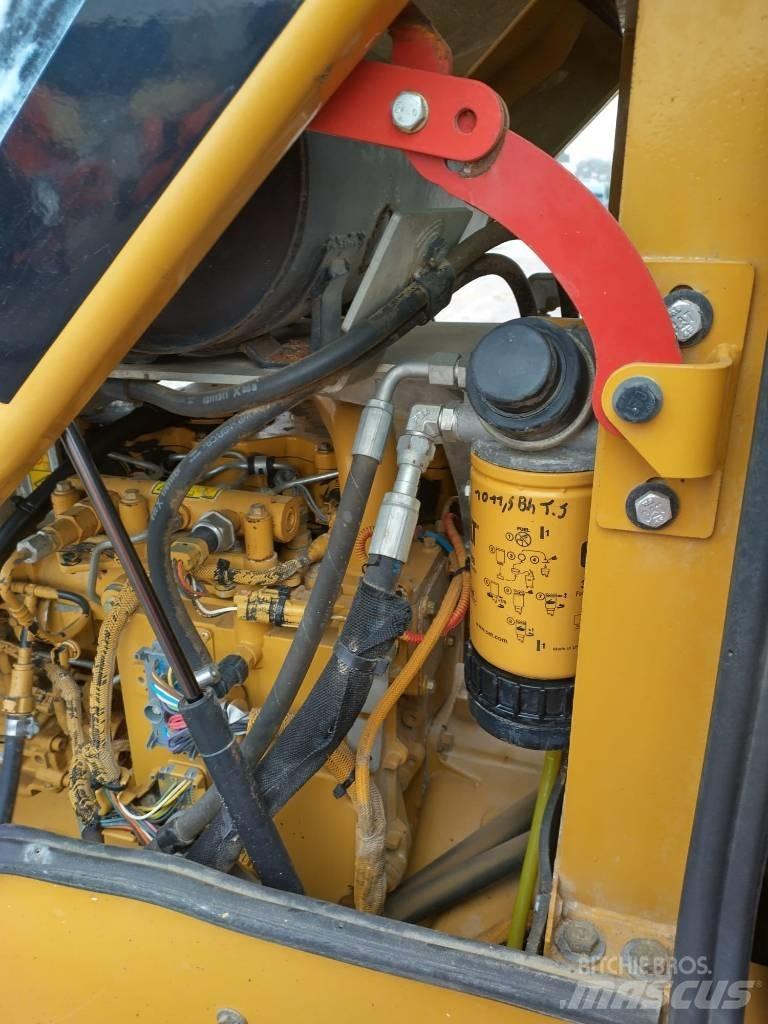 CAT CS CP44 Single drum rollers