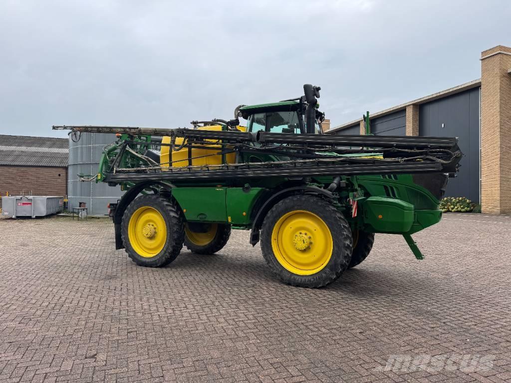John Deere R4050i Self-propelled sprayers