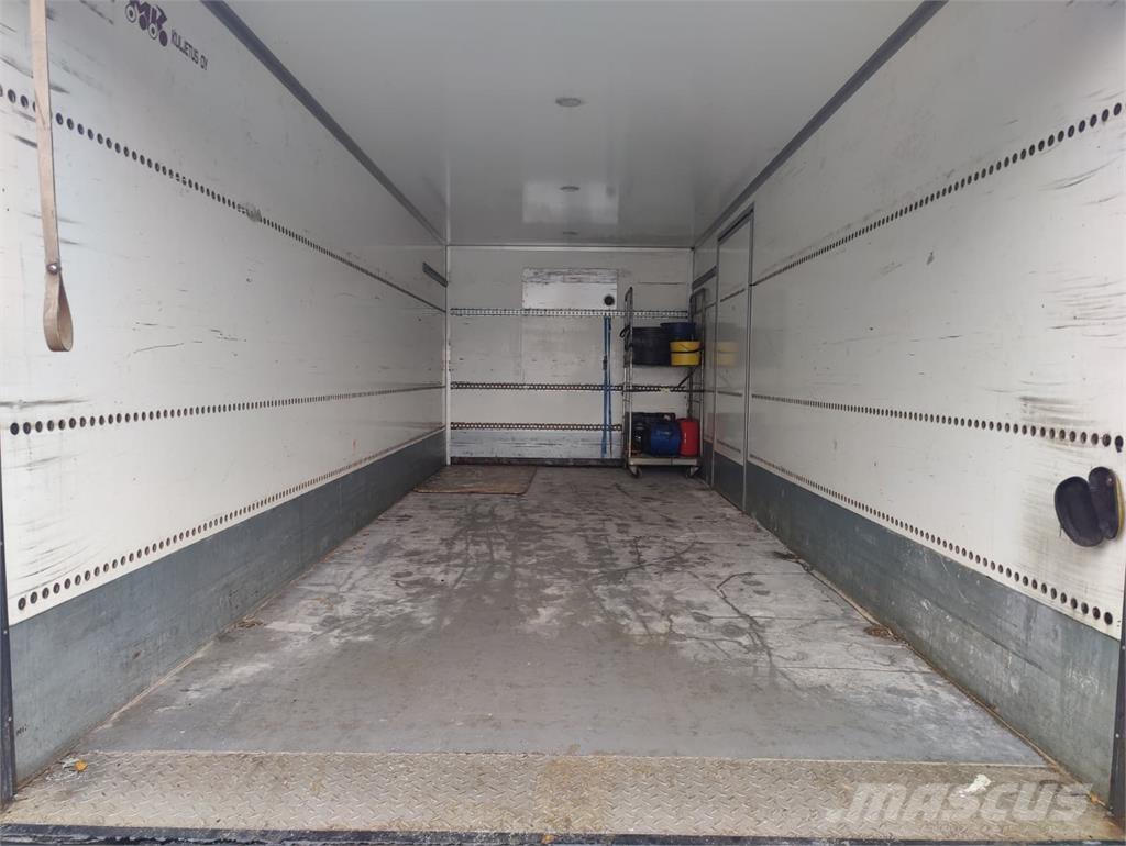 Volvo FL 250 Box trucks