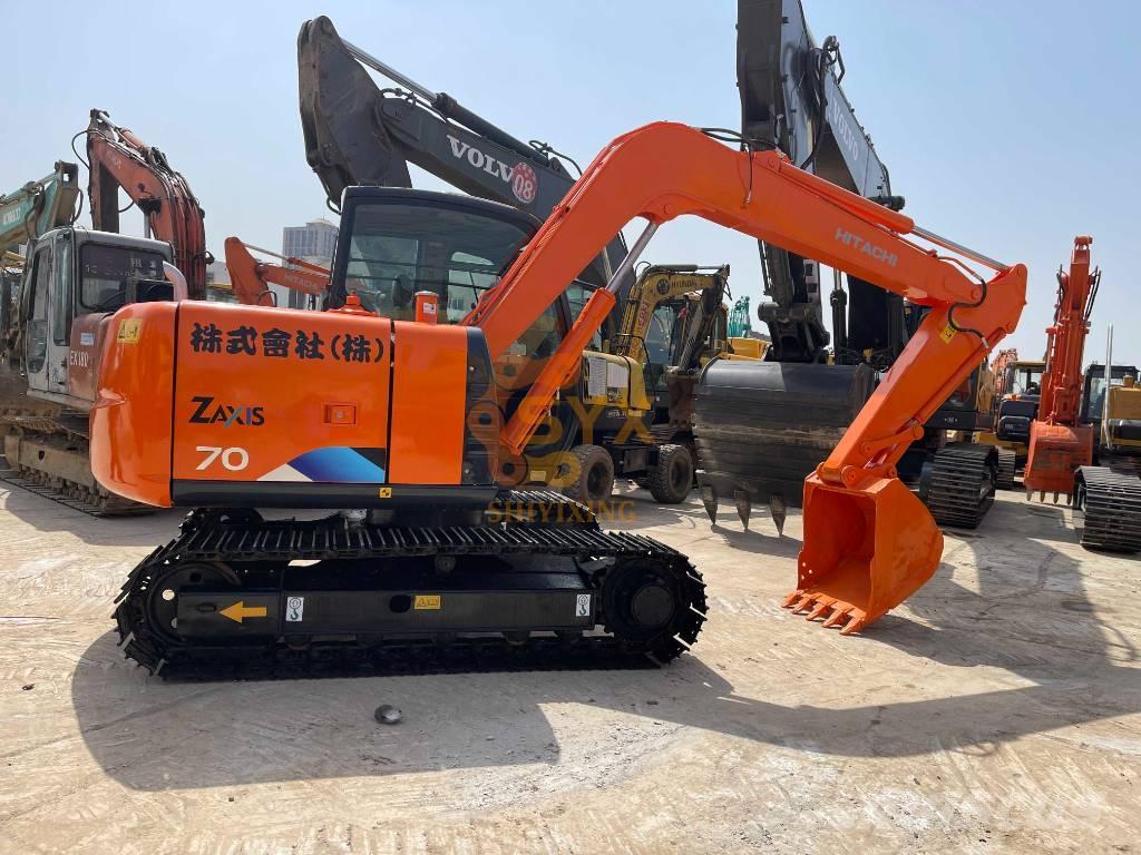 Hitachi ZX 70 Mini excavators  7t - 12t